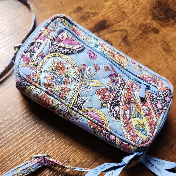 VERA BRADLEY | Cotton RFID All In One Crossbody Bag Provence Paisley - Picture 7 of 7